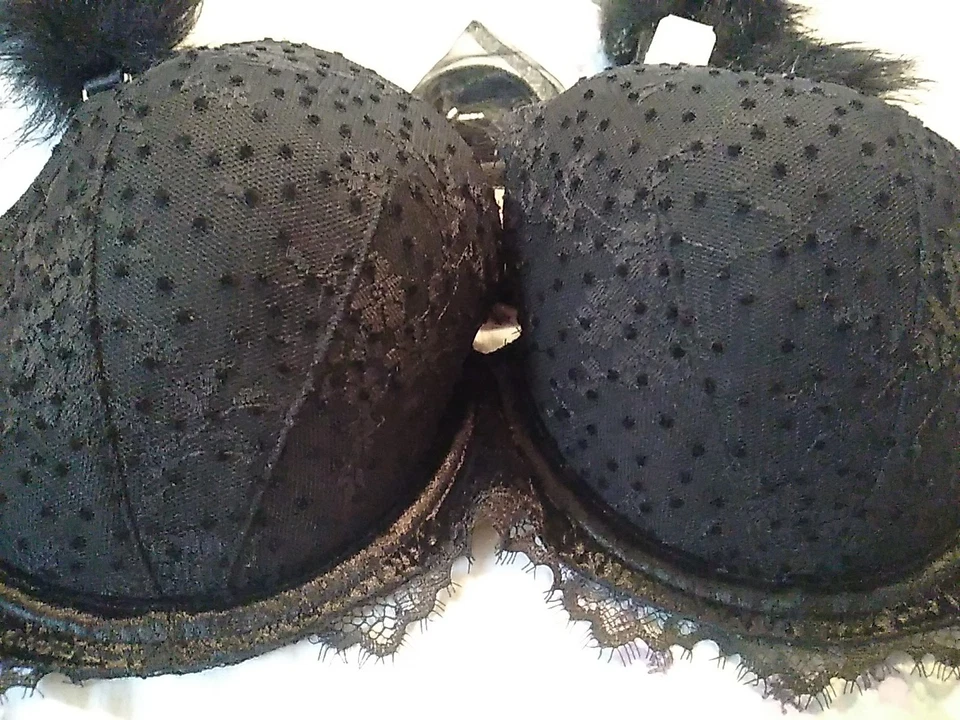 Sutiã Demi Removível com Alça de Sonho Vintage Victoria's Secret 34dd Última 1 - Imagem 4 de 4