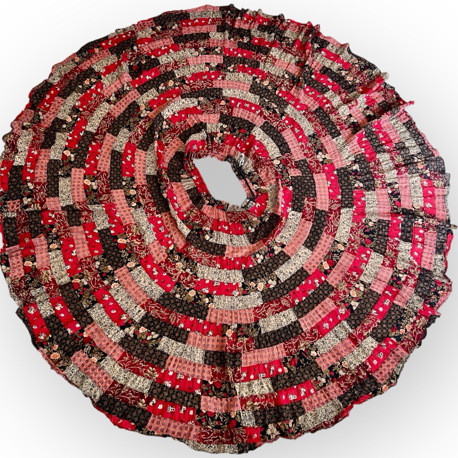 Vintage Silver Stream  Patchwork Tiered Circle Ma… - image 9