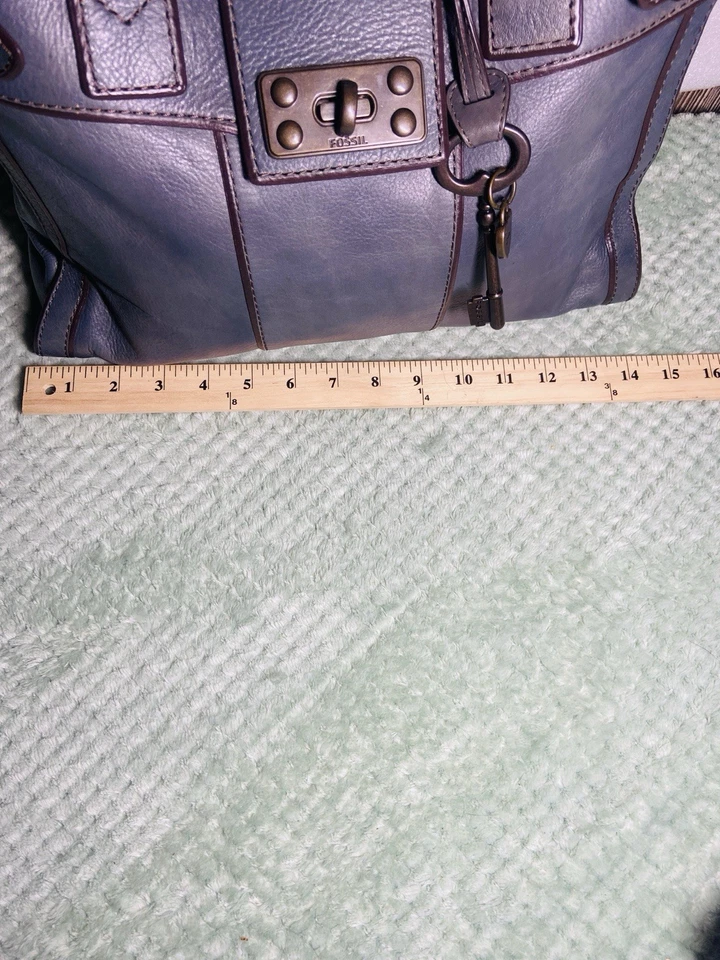 Cartera de cuero azul fósil bolso de mano latón cierre giratorio llave encanto Foto 3 de 4