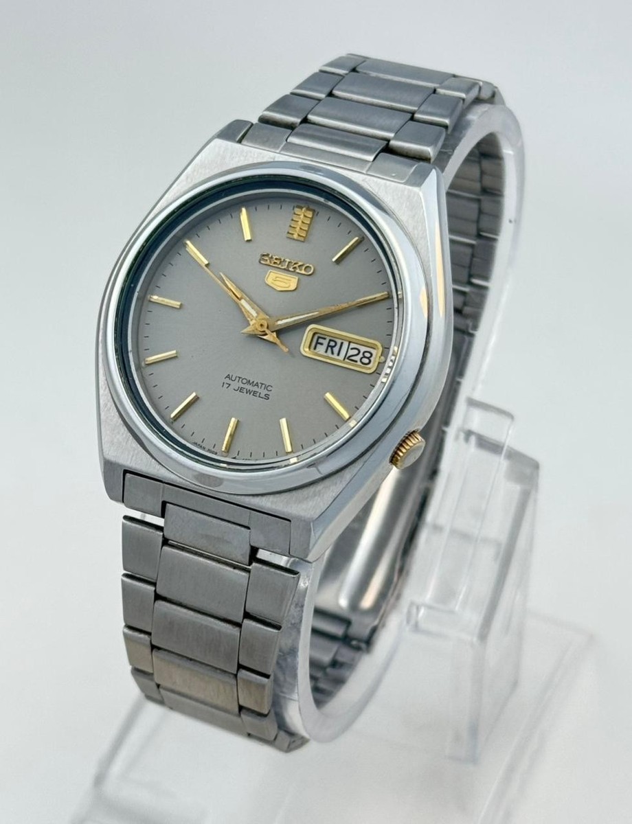 Vintage Watch - Seiko 5 Automatic 17 Jewels 7009-876J Japan Made