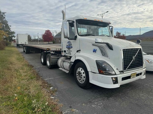 Fontaine Flatbed Gooseneck Trailer 2 Axle MPN 5106B48 Serial Number 5106B48