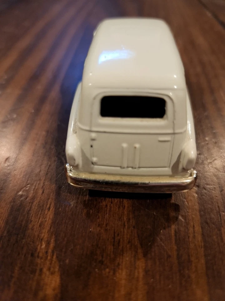 Camión de reparto Pontiac Days Gone 1953 escala 1:43 diecast sedán... Suelto Foto 4 de 4