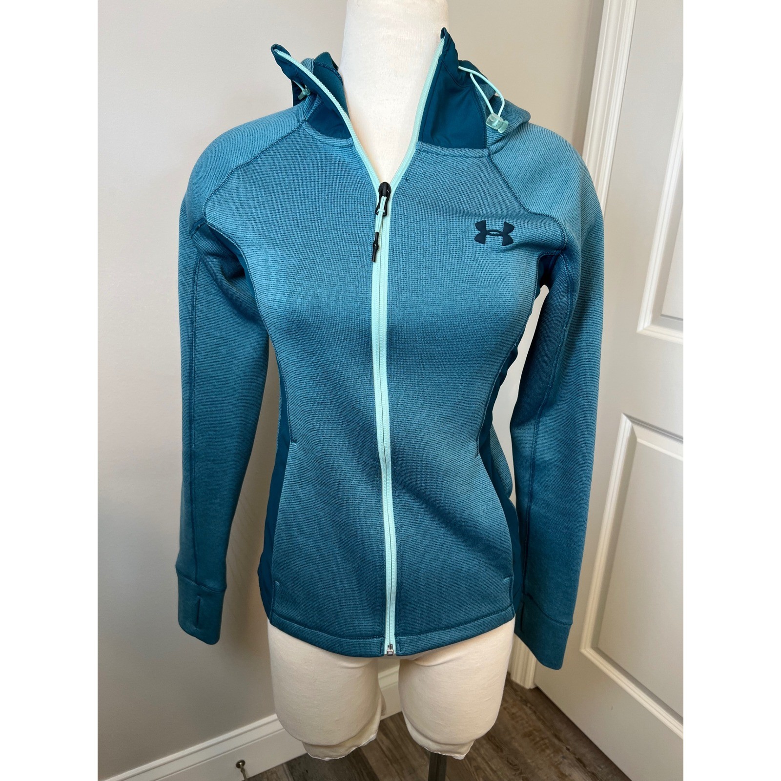 Under Armour ColdGear Teal Blue Textured Fleece H… - image 1