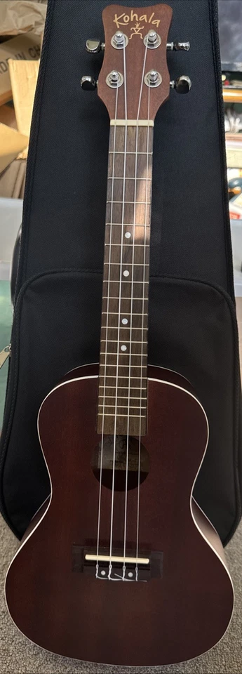 Kohala Akamai Series AK-C Concert Size Acoustic Ukulele W/Hard Case & Tuner - Image 3 of 4