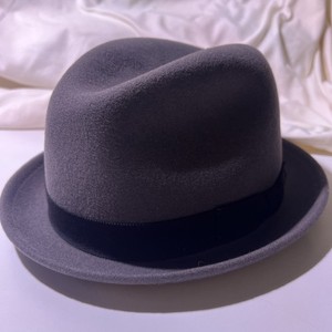 Authentic New York Hat Company Grey fedora. NEW YORK & Company Style Fedora Hat Color Gray with Black Sz  main image 3