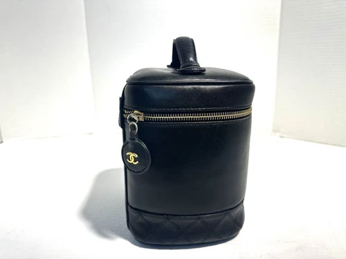 BORSA CHANEL VINTAGE NERA TRAPUNTATA PELLE DI AGNELLO VANITÀ COSMETICA