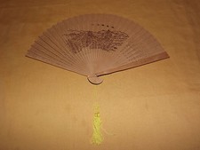 VINTAGE OLD CHINESE HAND FAN