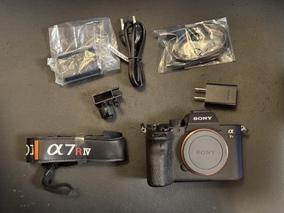 Sony Alpha 7R IV Full-frame Mirrorless Lens 61 MP Camera Body