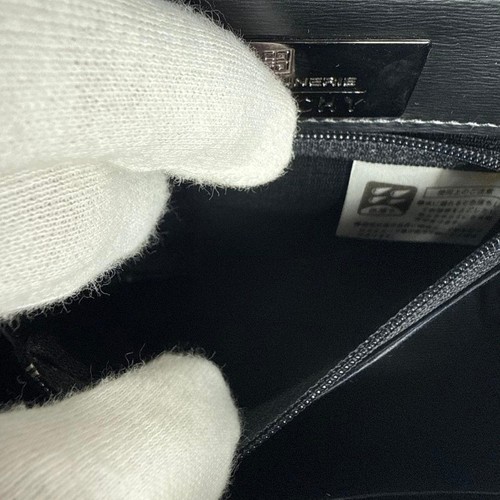 Givenchy Borrodia Borsa Formale Scatola Vitello dal Giappone - Foto 15 di 24