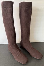 Vivaia Tara Pro Chocolate Wool Water Repellent Knee High Low Heel Boots Sz 9 US