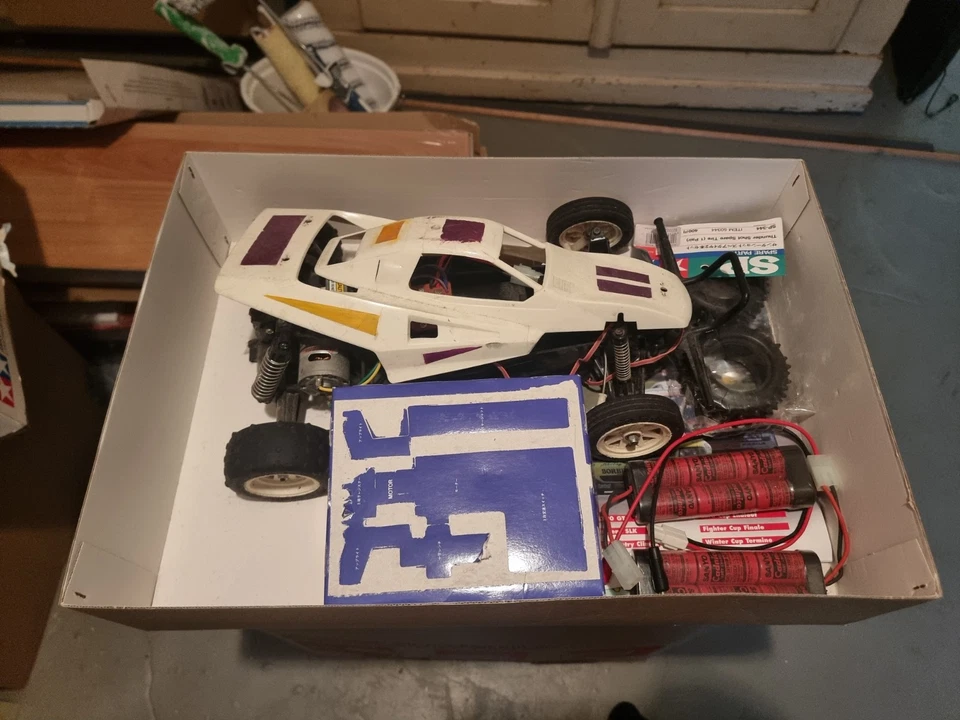 Tamiya the Grasshopper 2 RC Auto Chassis, Maßstab 1:10 - Bild 2 von 4