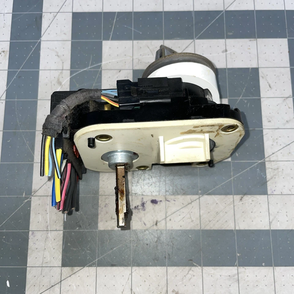 Jeep Grand Cherokee Dodge Durango Dakota Ram Ignition Switch w/ Key 4326622 - Image 2 of 4