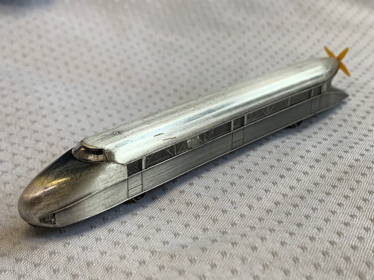 Marklin Mini-Club Z Scale Model Train in Box #8876 Silver