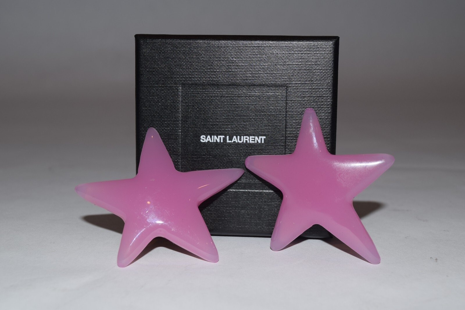 NUOVO! Orecchini a clip in resina con stella rosa grande YSL Saint Laurent $995