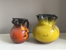 ➰ VERZOLINI Coppia Brocche Artistiche Ceramica Dipinta Fiori Case Giallo Rosso