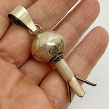 Colgante Navajo Flor de Calabaza Naja 2 1/4" Esterlina Firmado Monica Smith Nativo