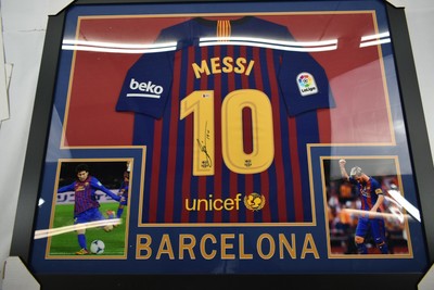 messi framed shirt