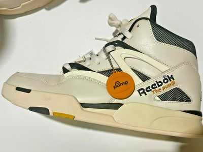 Reebok Pump Omni Zone II Chalk Size 12 GY5301 Chalky Navy Gold