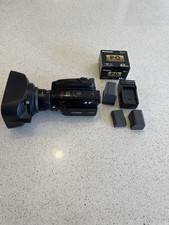 Canon Vixia HV40 Camcorder bundle