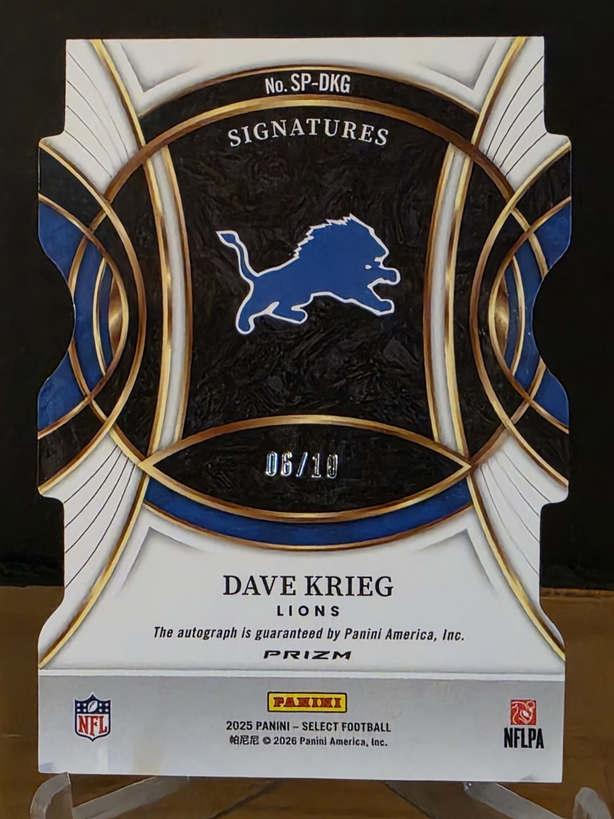 2025 Panini Select Dave Krieg Signatures Gold Prizm Auto Autograph #/10 Lions view 3