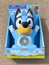 Bluey No Spill Musical Bubble Machine Plays Music Children's Water Toy 4 Fl. Oz