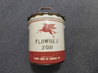 RARE 1956 SOCONY MOBIL FLOWREX 200 OIL GREASE CAN 5 GALLON WOOD HANDLE MILWAUKEE