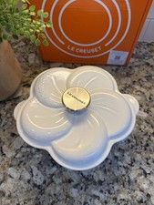 NEW Le Creuset Traditional Floral Flower Petal Cocotte 2.25 qt Dutch Oven White