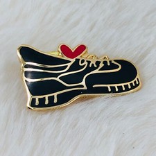 Maryland Heart Walk Enamel Black Shoe Lapel Pin Heart Association