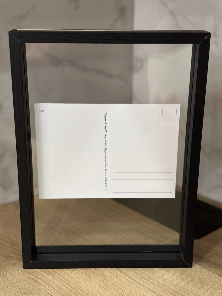 Postal de Virgilio Abloh en marco - “Figuras del habla” Foto 2 de 3