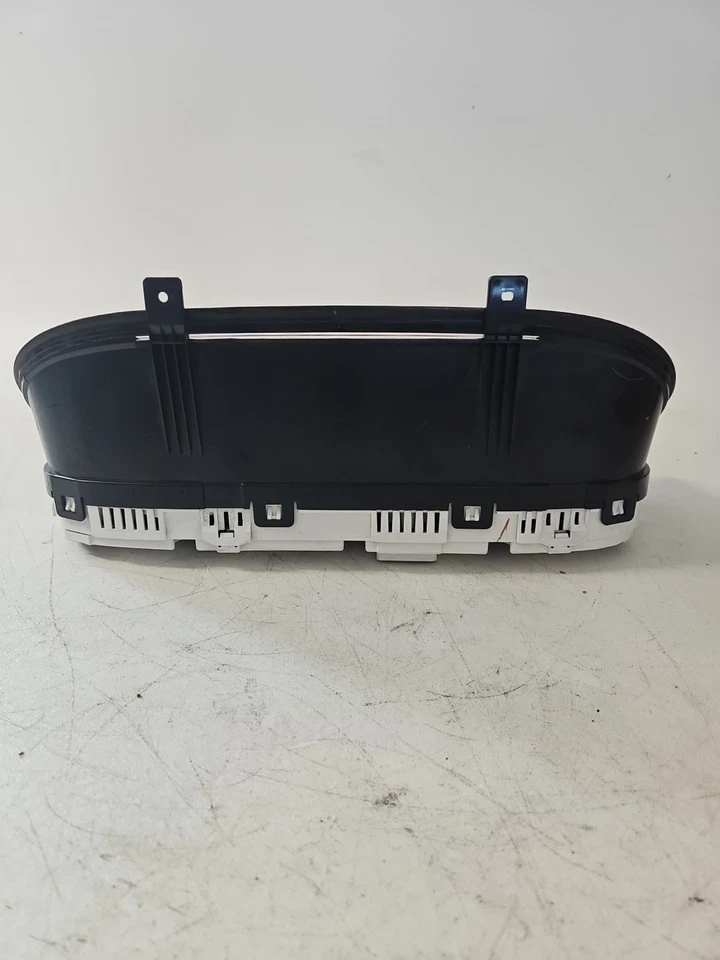 Cuadro de instrumentos velocímetro Jeep Grand Cherokee 02-04 223.351 millas Foto 4 de 4