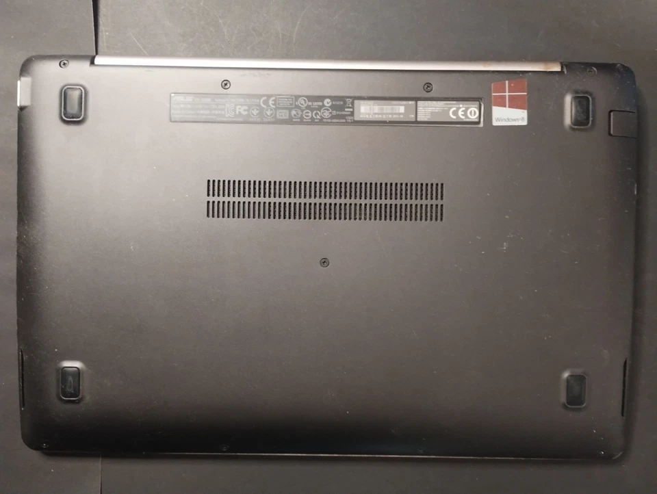 Asus S200E PC Notebook  11.6" Touchscreen Webcam WiFi Bluetooth Win 8 Leggere! - Immagine 4 di 4