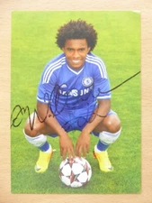 2013-14 Willian Signed Chelsea Official Club Card (19071)
