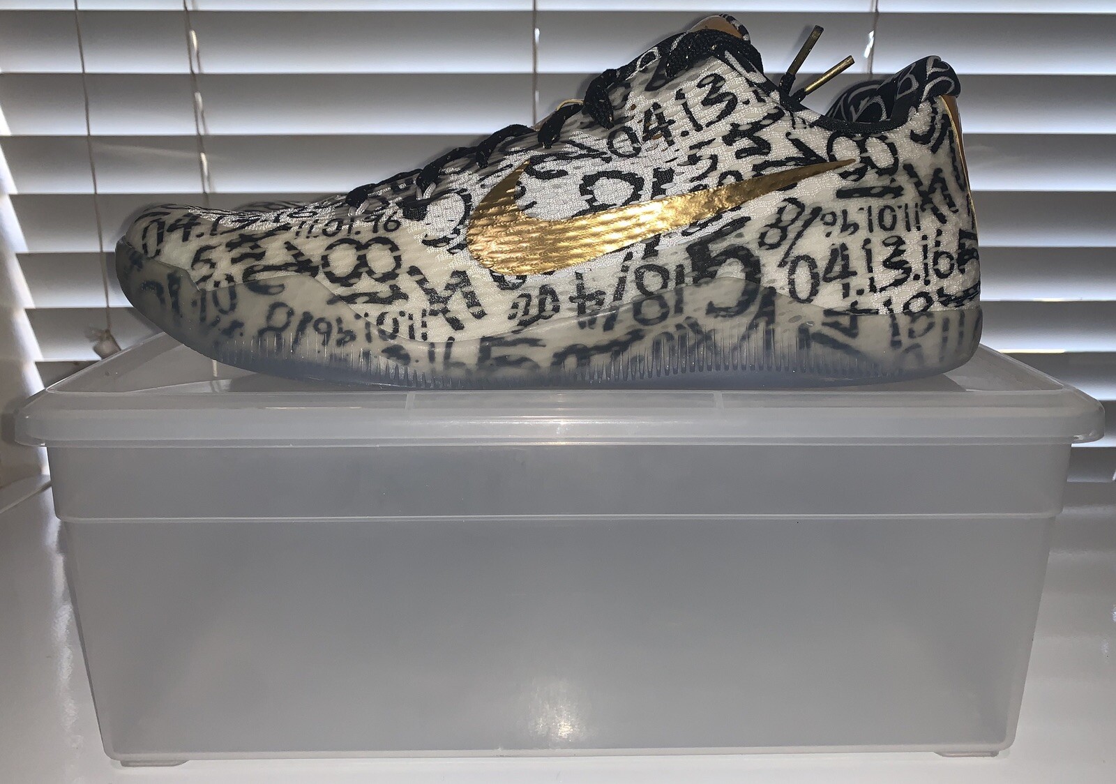 kobe 11 mamba day white gold
