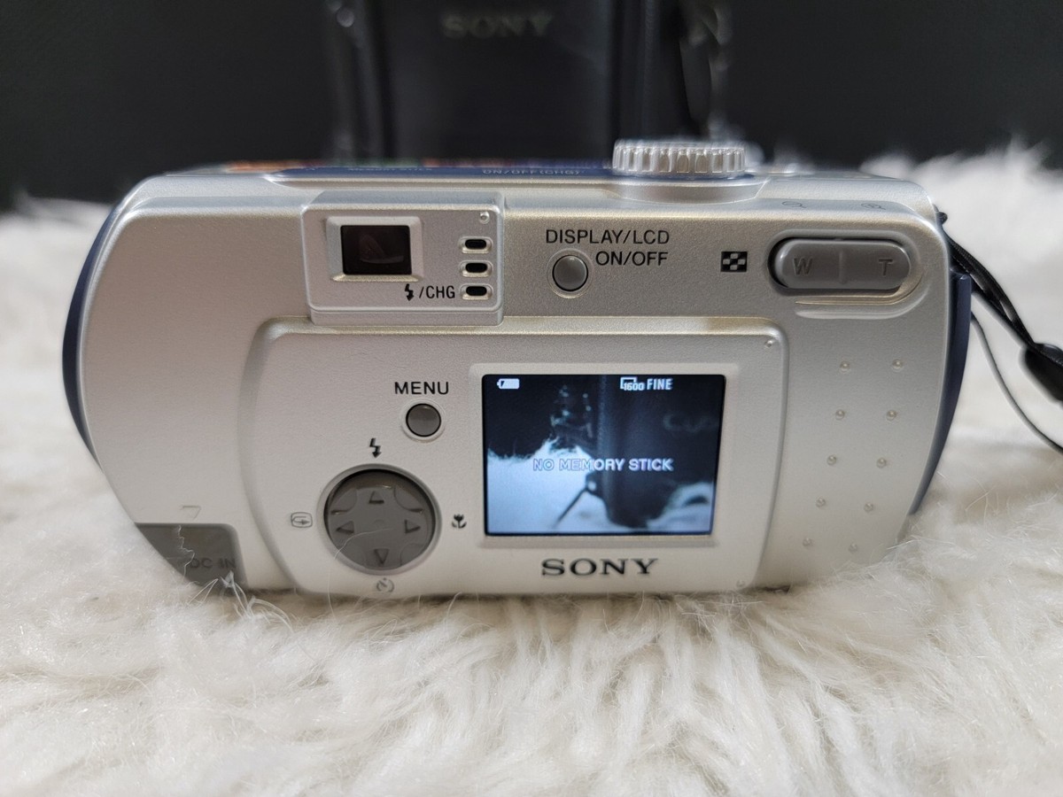 Sony Cyber-shot DSC-P50 2.1MP Digital Camera - Silver, Bundle