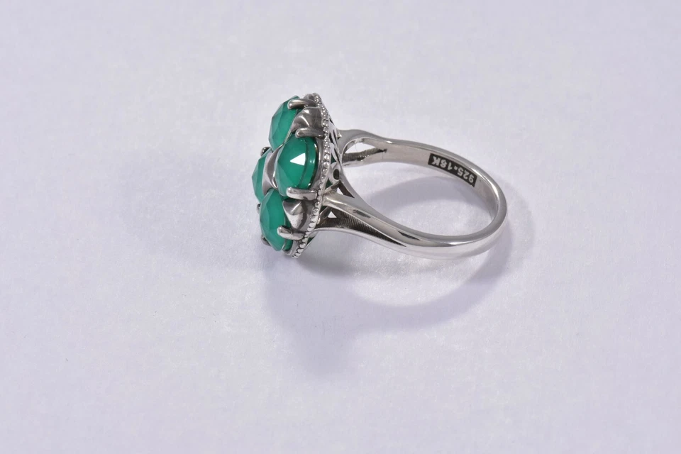 Pavé de cuarzo transparente de ónix verde luces de ciudad de oro amarillo de 18 quilates Tacori de plata de ley Foto 3 de 4