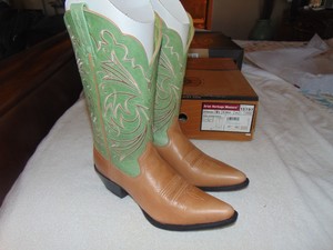 ariat women's heritage western boots