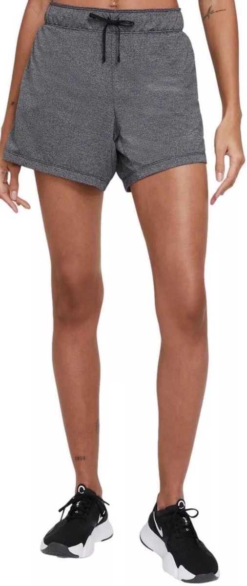 NIKE Women 5