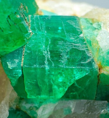 Panjshir Top Green Emerald Crystals Bunch On Quartz @AFG. 216 Carat