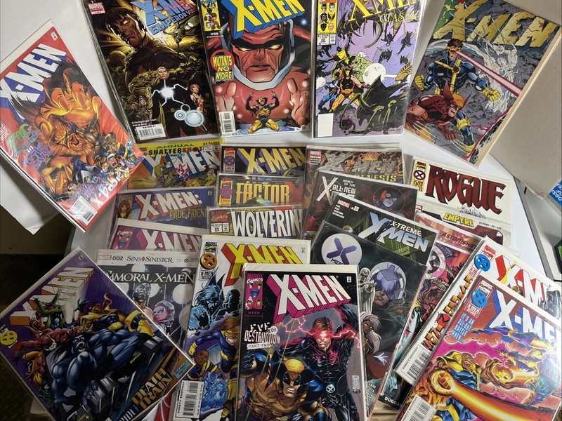 Uncanny X-Men, Wolverine Comic Lot of 26 Issues Marvel Comics late 90s, 2000s
