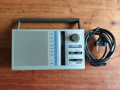 PHILIPS D2000 Portable AM/FM Transistor Radio 80er Retro Design Vintage 