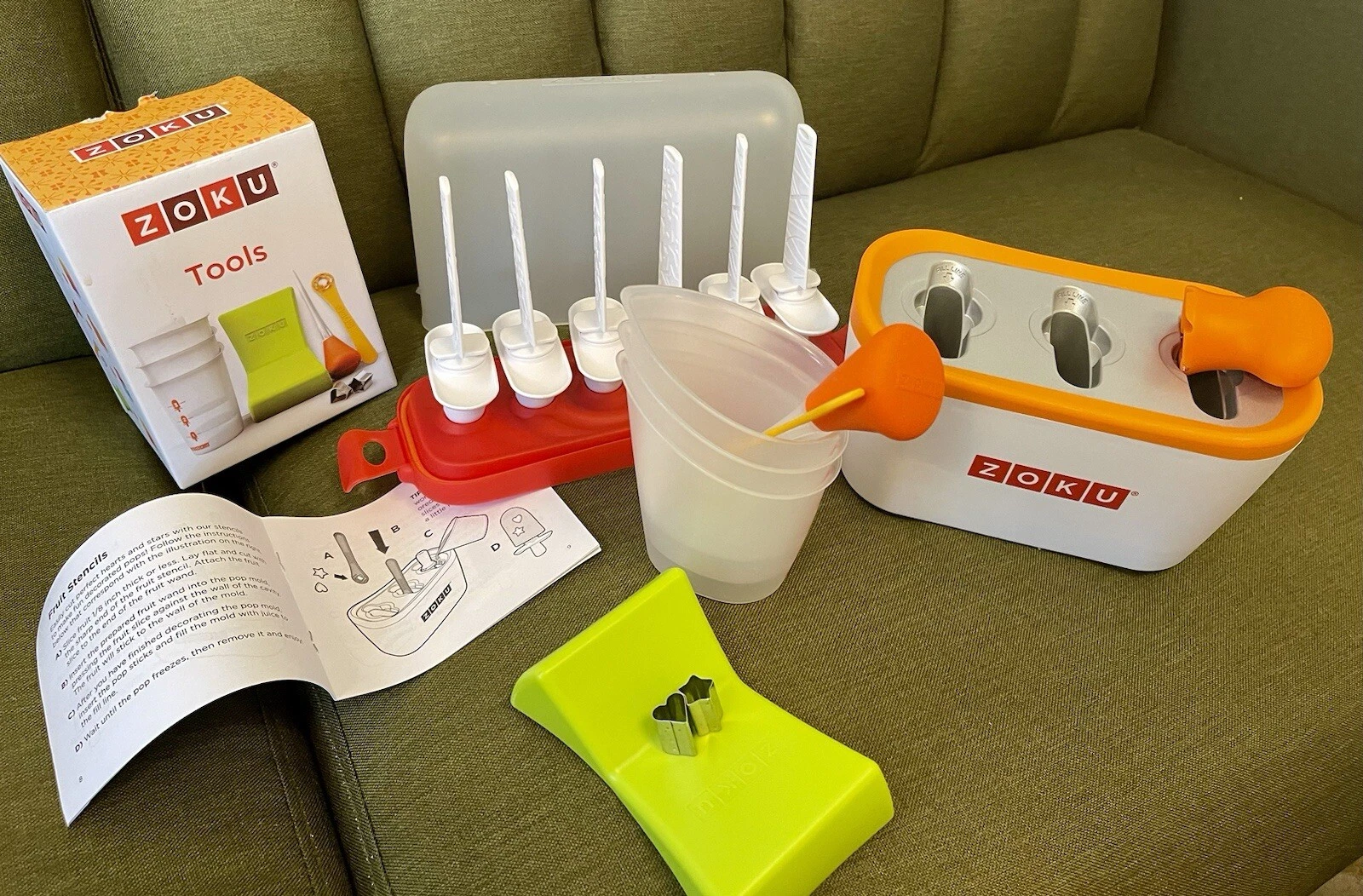 Zoku Quick Popsicle / Yogurt Ice Cream Maker with Dipsticks! Storage Case,tools