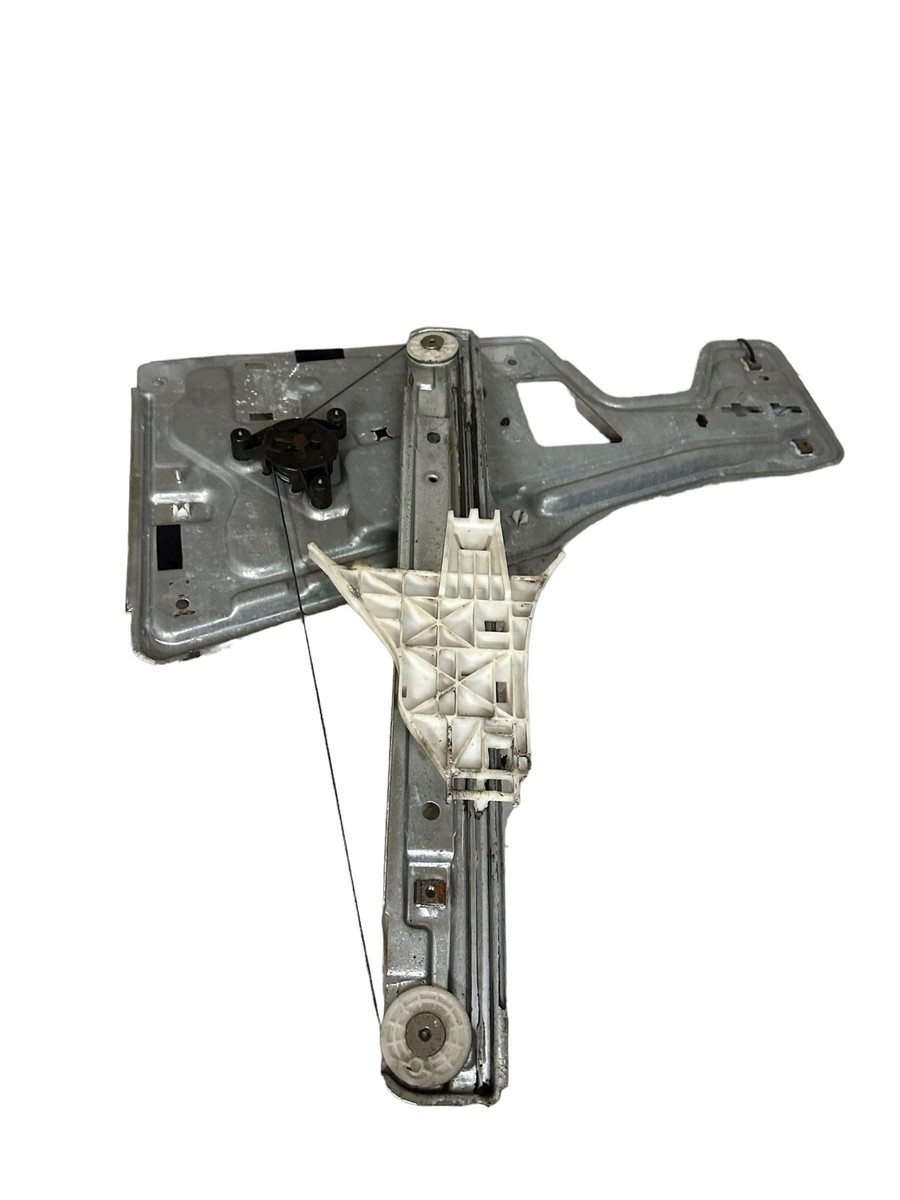 08 09 CHEVY EQUINOX Front Door Window Motor Regulator Left Driver