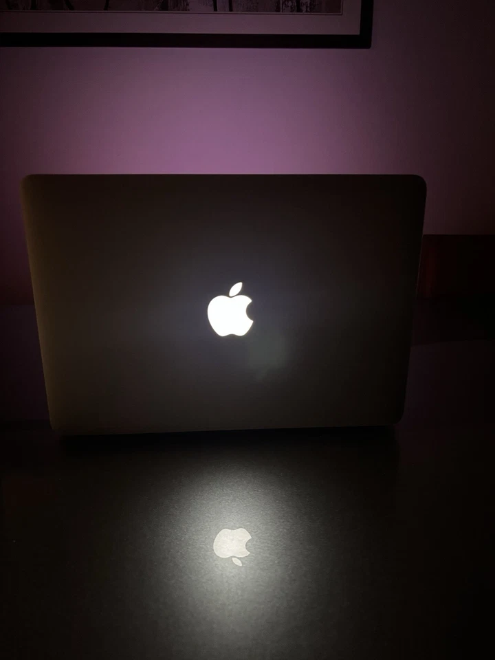 Apple MacBook Air 13,3" (Intel Core i5, 1.60GHz, 4GB RAM, 128GB SSD) Notebook - - Immagine 2 di 4