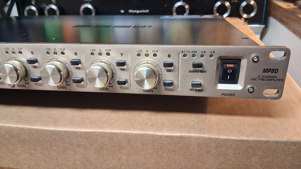 ALTO ESOTAR MP8D (PREAMPLIFICADOR MICRÓFONO 8 CANALES CON SALIDAS DIGITALES) Foto 3 de 4