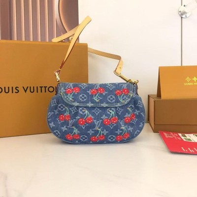 Louis Vuitton バッグ Louis Vuitton x Takashi Murakami Cherry Blossom Pochette M13666 | eBay