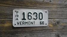 1966 Vermont Trailer White and Green painted embossed license plate lower #!!!!!