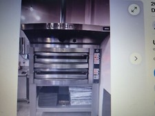 Cuppone Michaelangelo pizza oven, very good condition, only 5 years old.