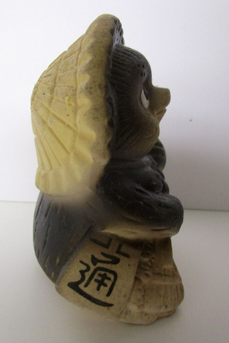 Statua ceramica giapponese Tanuki preghiera sincera, buona fortuna rastrellare fortuna 4,5" - Foto 6 di 10