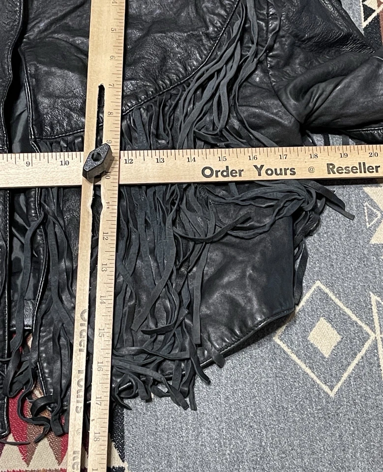 Chaqueta vintage para mujer talla M Prego negra flecos cuero recortado BR Foto 3 de 4