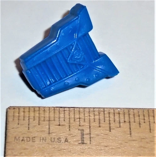 GI Joe Figure BLACK MAJOR Reproduction ( 1985 Crimson Guard)  Backpack (BLU)